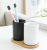 2021 New Design Nordic Plastic Cade Holder Holds Normal Spin Toothbrushes Organizer Cup Bathroom Sets